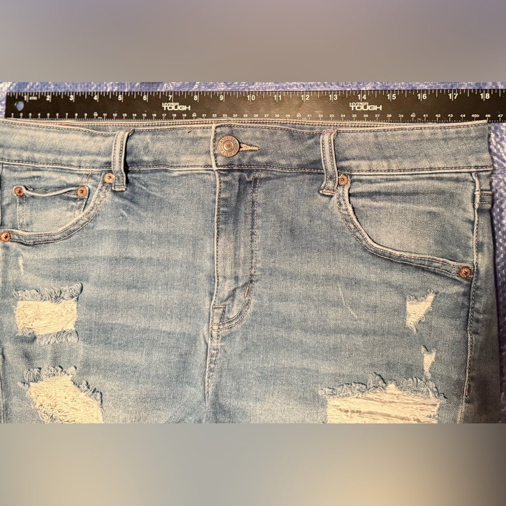 American Eagle Outfitters Blue Jean Shorts - Picture 13 of 13